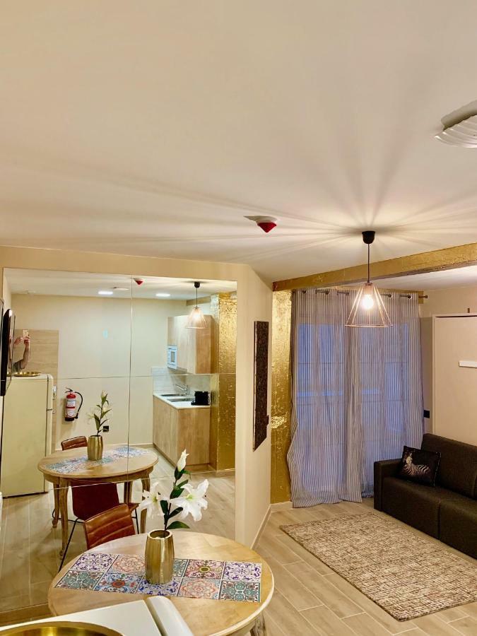 Garnica5 Suites Torrelavega Esterno foto